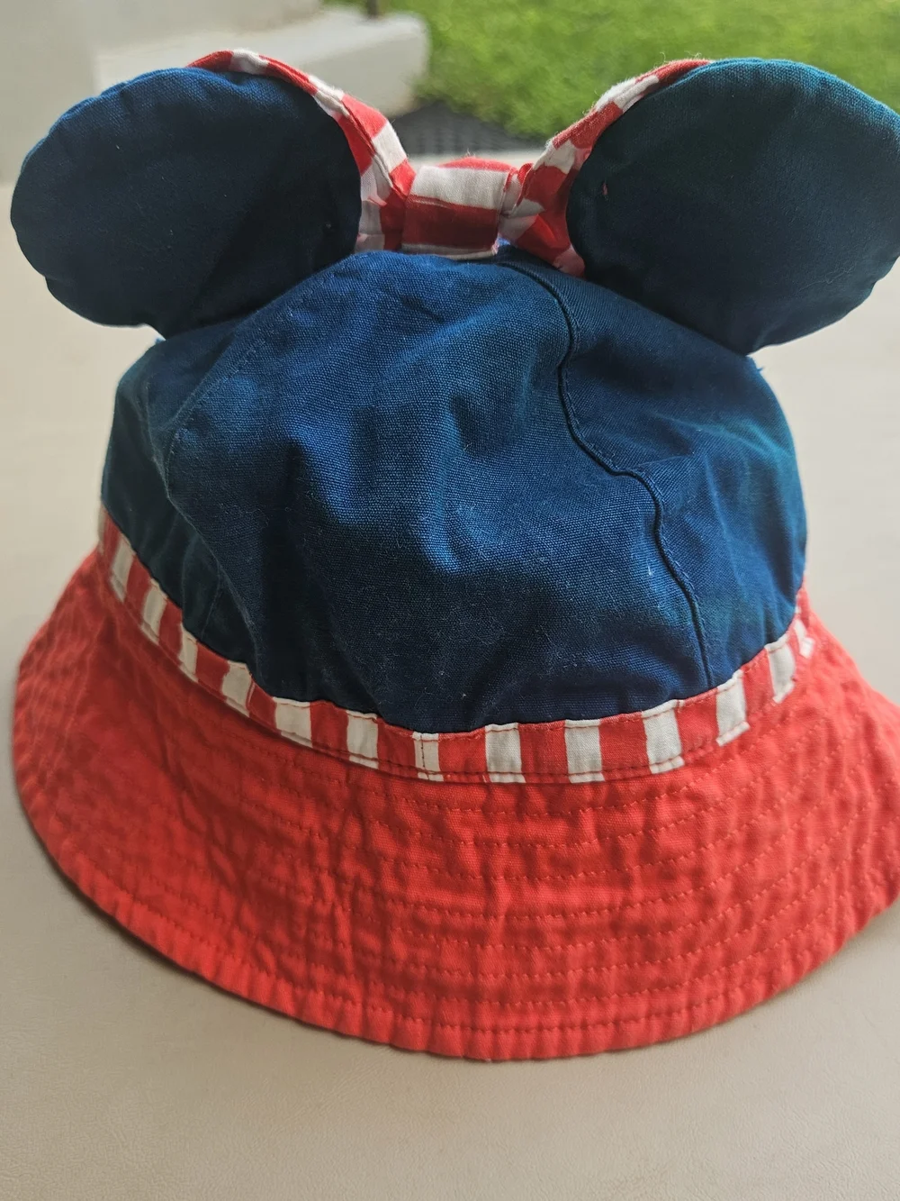 Disney Red & Navy Minnie Mouse Bow Bucket Hat for Kids